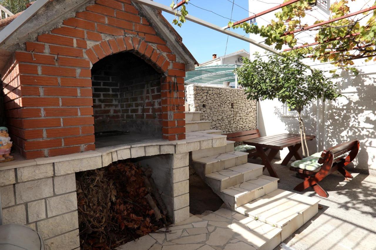 Apartman Karaga Trogir Zewnętrze zdjęcie